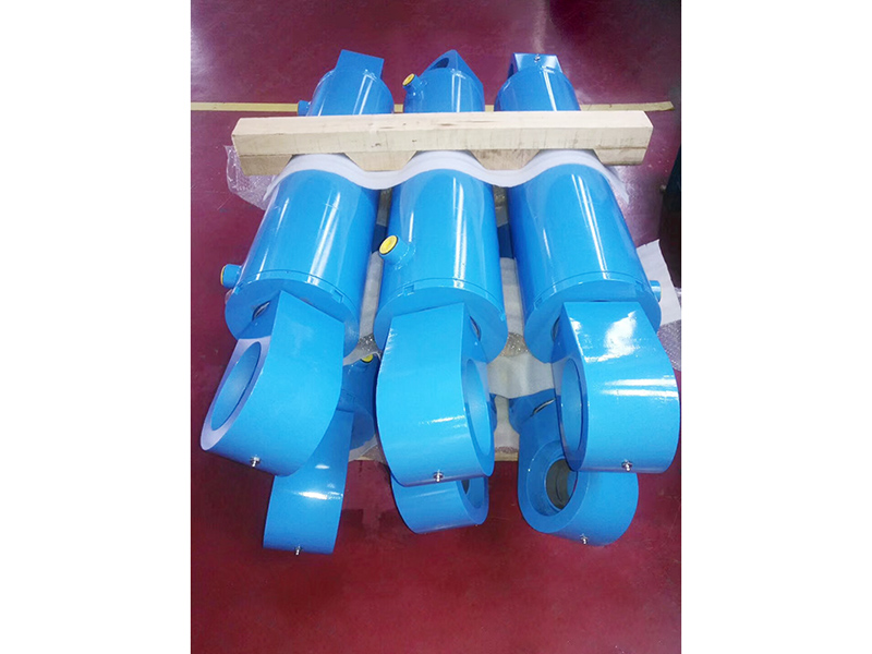 Engineering machinery oil cylinder